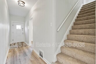 2723 Kingwood St in Pittsburgh, PA - Building Photo - Building Photo