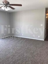 5904 Jerry Dr in Las Vegas, NV - Building Photo - Building Photo