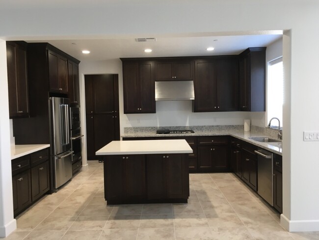 2608 Lighthouse Ln in Marina, CA - Building Photo - Building Photo