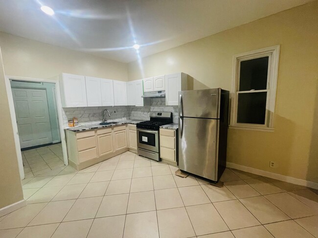 1971 John F. Kennedy Blvd in Jersey City, NJ - Building Photo - Building Photo