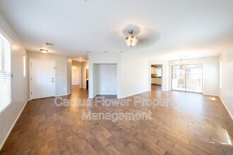 2721 E Bart St in Gilbert, AZ - Building Photo - Building Photo