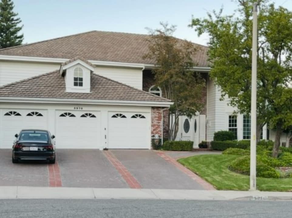 5970 Kingham Ct in Agoura Hills, CA - Building Photo