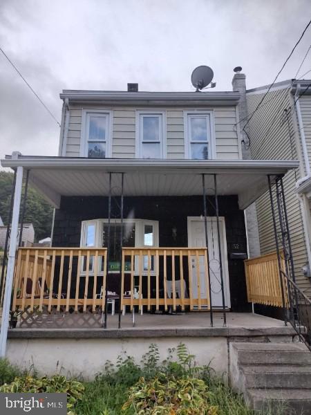 property at 52 W Bacon St