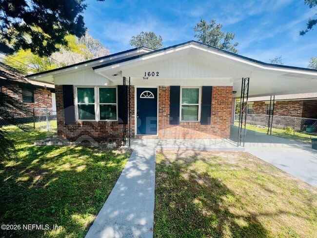 1602 Forbes St in Green Cove Springs, FL - Building Photo - Building Photo
