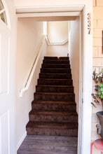 337 Oakland Ave, Unit 337 in Oakland, CA - Foto de edificio - Building Photo