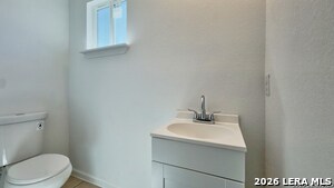 143 Huntington St in San Antonio, TX - Building Photo - Building Photo