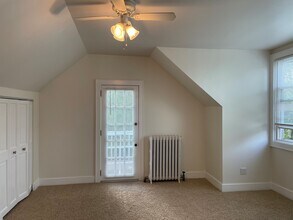 4212 Linden Hills Blvd, Unit 2 in Minneapolis, MN - Building Photo - Building Photo