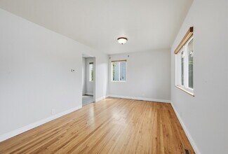 1800 S Shoshone St in Denver, CO - Building Photo - Building Photo