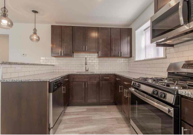 549 Manheim St in Philadelphia, PA - Building Photo