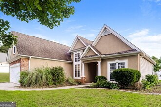 336 Baldwin Ct in Newnan, GA - Building Photo - Building Photo