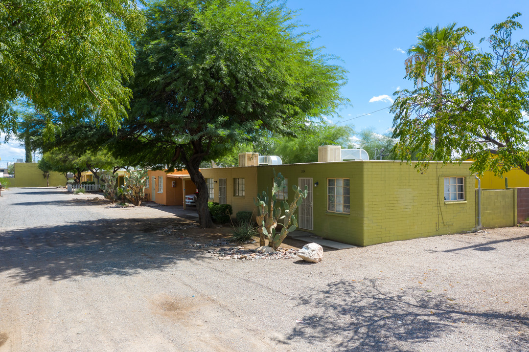 Fontana Apartments East in Tucson, AZ - Foto de edificio