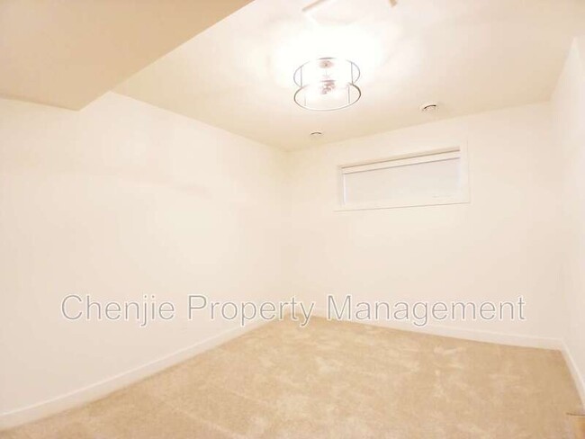property at 20952-20919 19 Ave NW