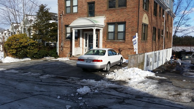 58-60 Taft Ave in Providence, RI - Foto de edificio - Building Photo