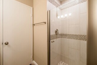 10577 Esmeraldas Dr in San Diego, CA - Building Photo - Building Photo