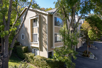 111 Vista Hermosa in Walnut Creek, CA - Building Photo - Building Photo