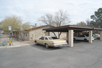 2827-2841 N Edith Blvd in Tucson, AZ - Building Photo - Building Photo