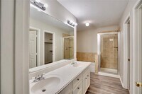 10037 Morocco Rd photo'