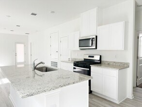 1011 Drago Dr in Baton Rouge, LA - Building Photo - Building Photo