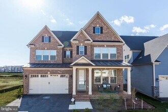 6547 Clubhouse Dr in Laurel, MD - Building Photo - Building Photo