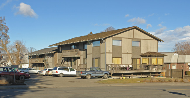 El Dorado Apartments in Yakima, WA - Building Photo - Building Photo