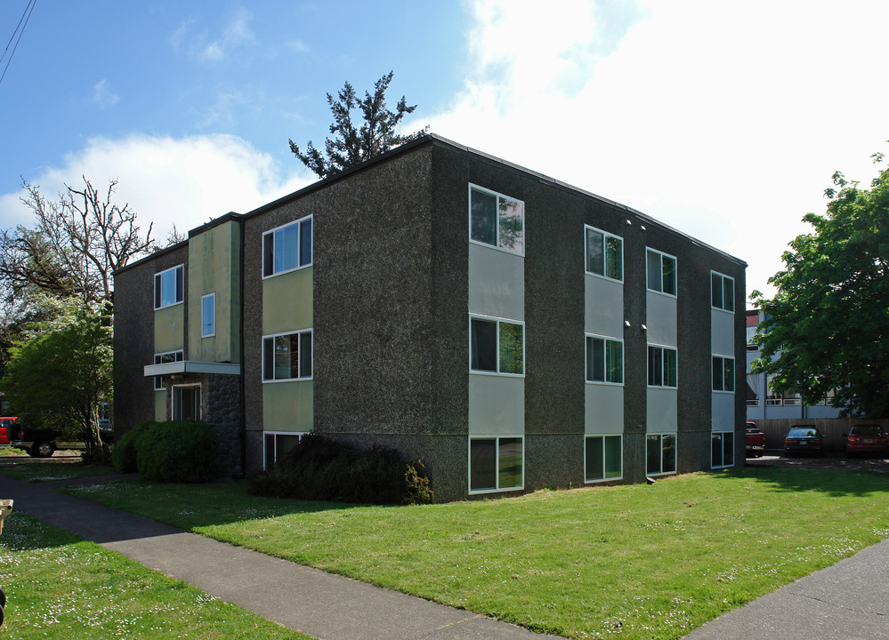 475 SW 11th St in Corvallis, OR - Building Photo