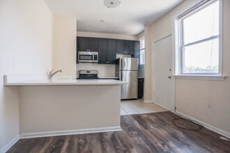 4400 N Magnolia Ave in Chicago, IL - Building Photo - Building Photo