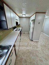 1307 Elm St in Eudora, KS - Building Photo - Building Photo