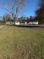 1805 Sparta Hwy in Smithville, TN - Building Photo