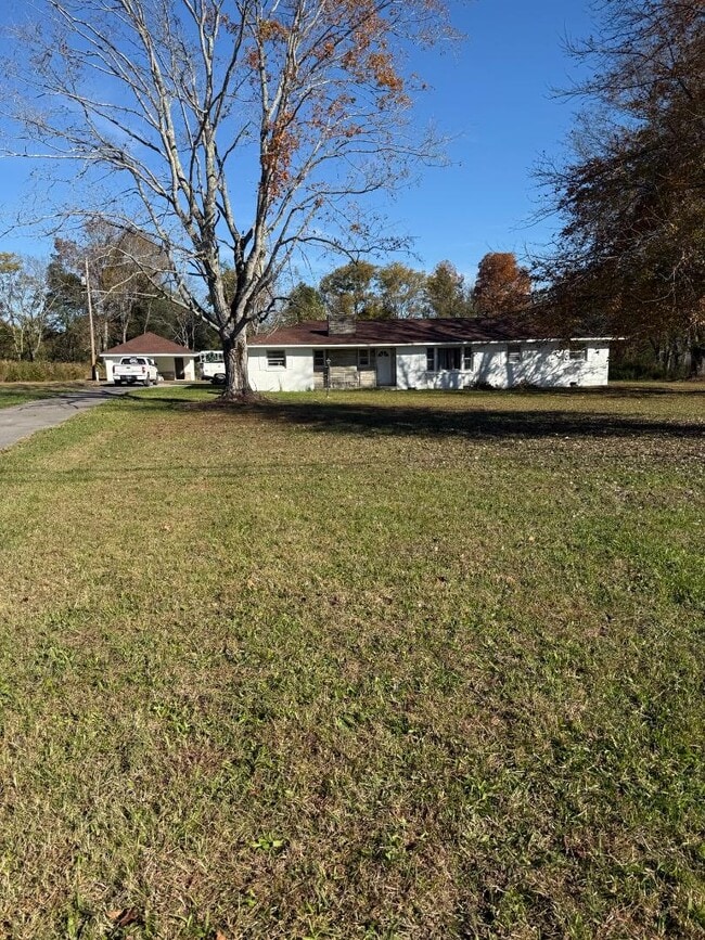 property at 1805 Sparta Hwy