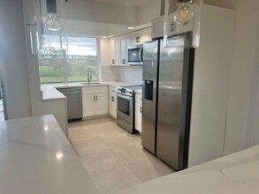 3508 NW 23rd St in Lauderdale Lakes, FL - Building Photo - Building Photo