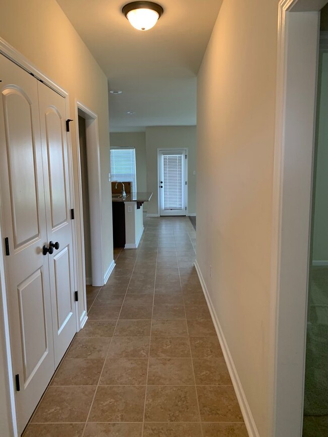 5411 Hebert's Pass in Lake Charles, LA - Building Photo - Building Photo
