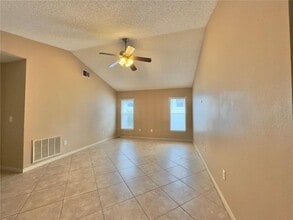 1157 Monteagle Cir in Apopka, FL - Building Photo - Building Photo