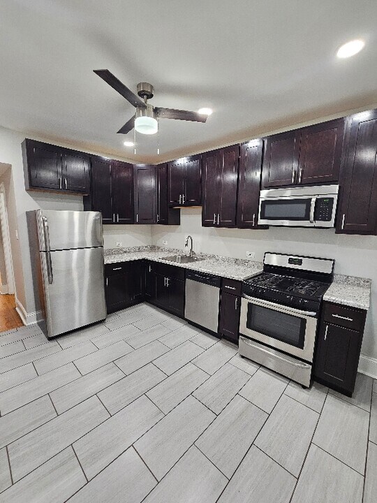 6732 S Prairie Ave in Chicago, IL - Building Photo