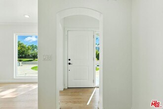 4640 Laurelgrove Ave in Los Angeles, CA - Building Photo - Building Photo