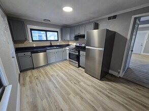 3701 E Edgar Ave in St. Louis, MO - Building Photo - Building Photo