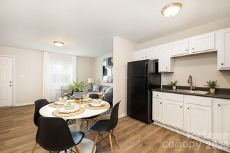 1850 Lowell Bethesda Rd in Gastonia, NC - Building Photo - Building Photo