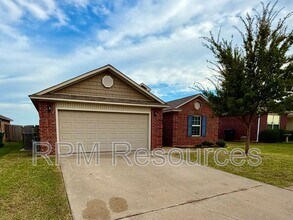 2816 Cider Mill Ln in Yukon, OK - Building Photo - Building Photo