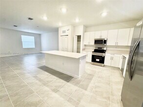 1116 SW 3rd Terrace in Florida City, FL - Building Photo - Building Photo