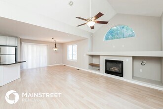 6185 E 121st Dr in Brighton, CO - Foto de edificio - Building Photo