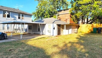 2308 N Francis Ave in Oklahoma City, OK - Building Photo