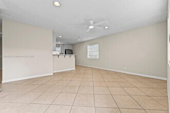3810 92nd Ln N in West Palm Beach, FL - Building Photo - Building Photo