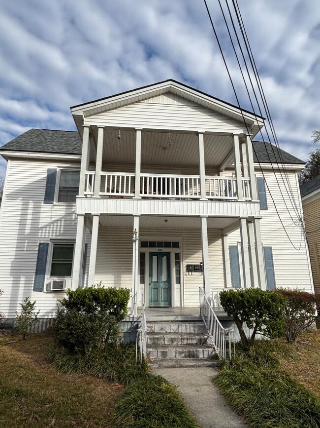 property at 403 W Hampton Ave