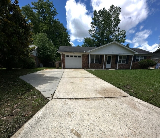 property at 1015 Routon Dr SW