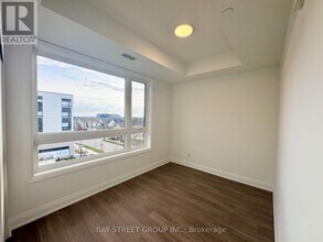 3250 Carding Mill Trail in Oakville, ON - Building Photo - Building Photo