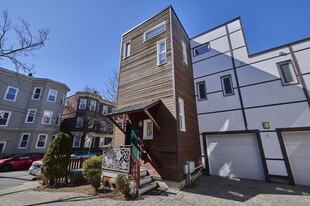 19 Clary St, Unit 17-1 in Cambridge, MA - Building Photo