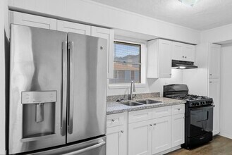 1430 E 32nd 1/2 St in Houston, TX - Building Photo - Building Photo