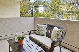 3222 Glendora Dr in San Mateo, CA - Building Photo - Building Photo