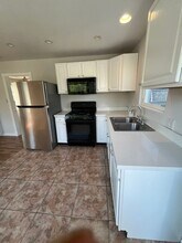 602 W 24th St in Los Angeles, CA - Building Photo - Building Photo