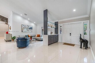 6252 NW 65th Terrace in Parkland, FL - Building Photo - Building Photo