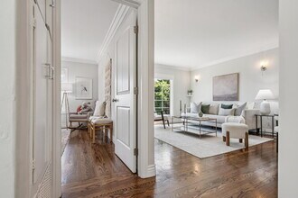 330 Los Palmos Dr in San Francisco, CA - Building Photo - Building Photo